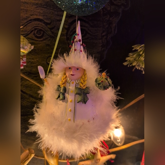 Dept 56 Krinkles xmas Ornament Elf Child nice approx 8" - Picture 2 of 6